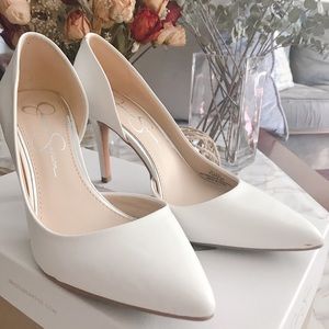 Jessica Simpson white pump